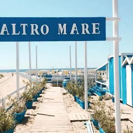 Hotel Tinyhouse In Toscane, Aan Zee Viareggio