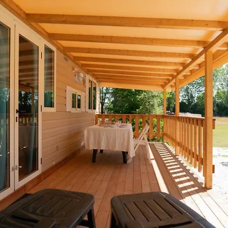 Tinyhouse In Toscane, Aan Zee Hotel